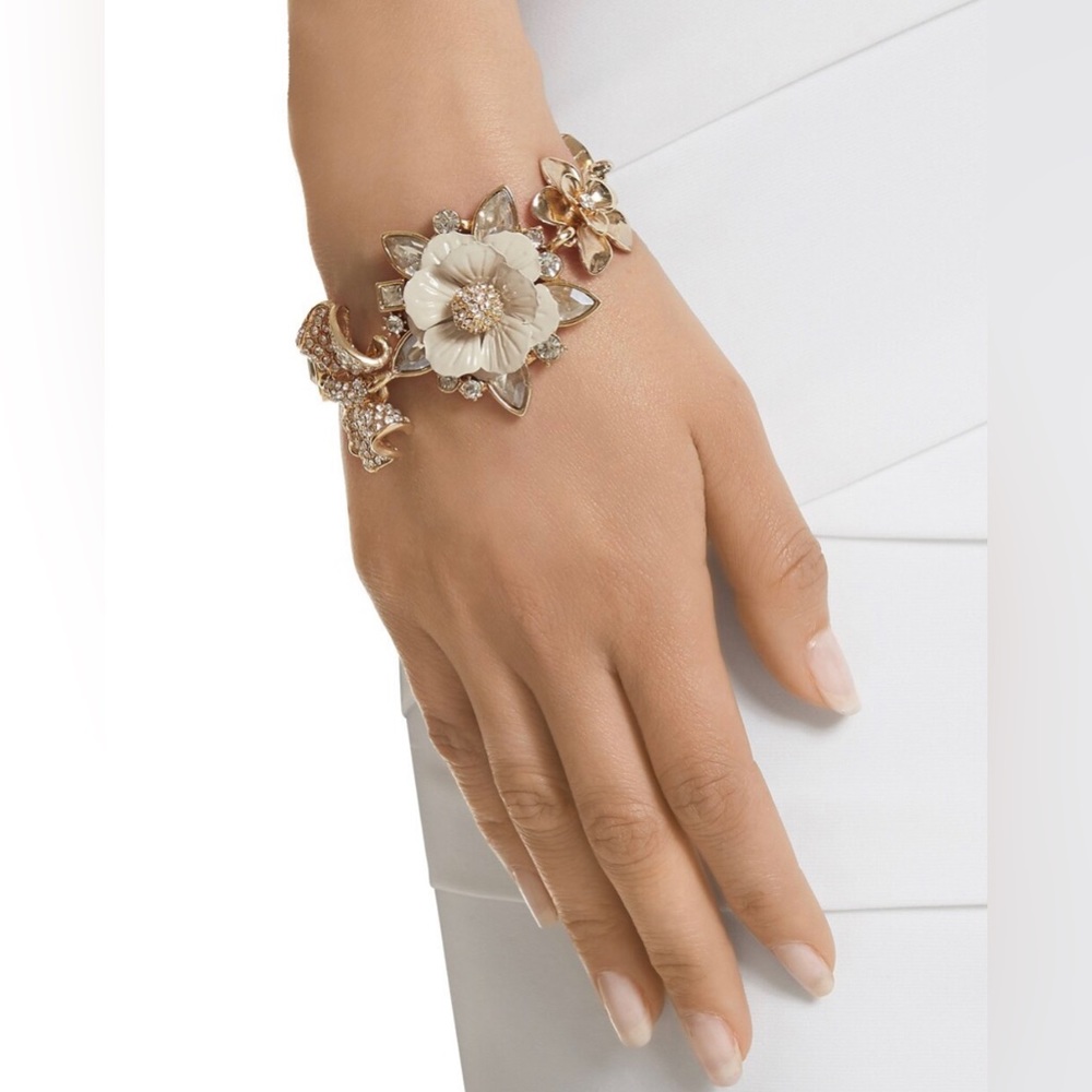 Like New. White House | Black Market Mixed Flower Bracelet - Gold. Never worn.